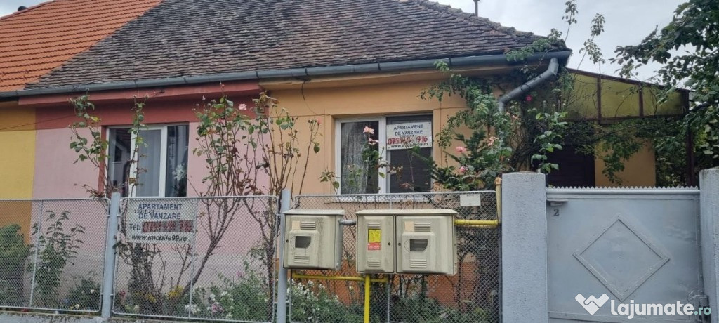 Apartament casa 85mp,PiataCluj,250mp curte str Ion Reteganu nr2