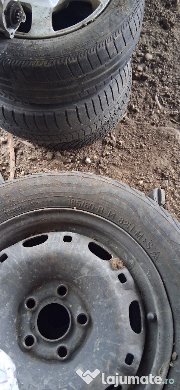 Vând piese Skoda fabia