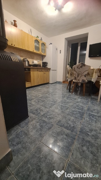 Apartament Poieni