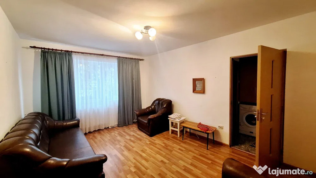 Apartament Cu 2 Camere Semidecomandate Zona Ultracentral