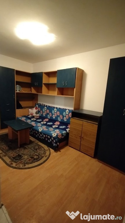 OFERTA ! Garsoniera cocheta,la 10 min.de centrul Bucurestiului,parcare