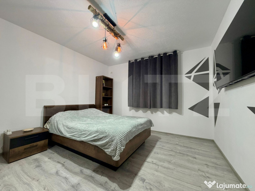 Apartament decomandat, mobilat și utilat, cu parcare inclus