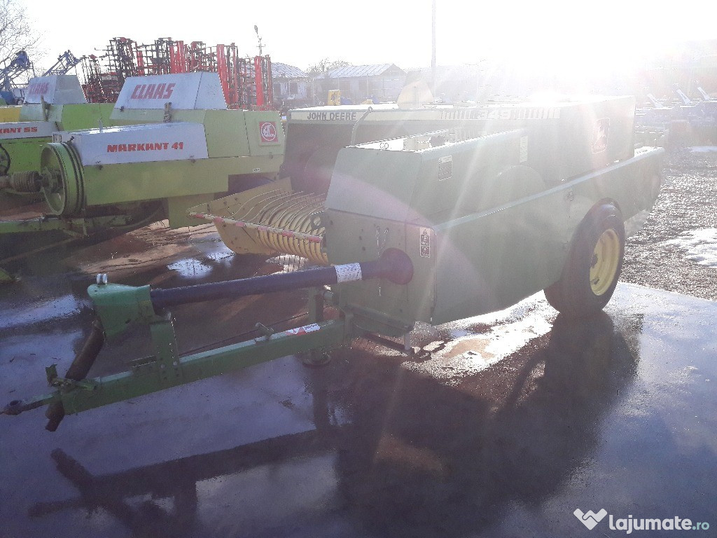 Presa de Balotat John Deere 349