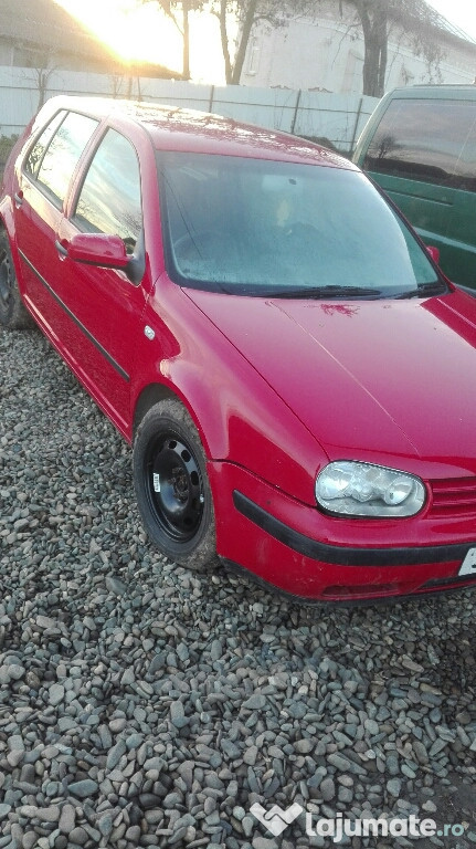 Vw golf 4. 2004 1.4 doar piese