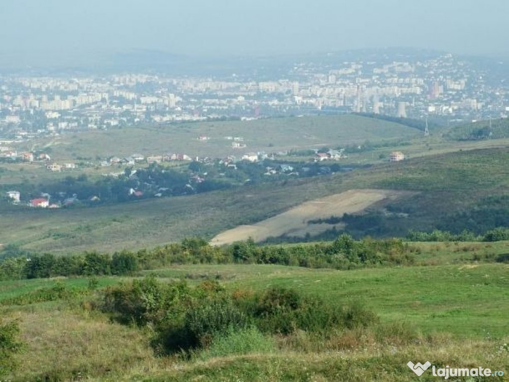 Teren 51000mp in pozitia cea mai panoramica asupra iasiului