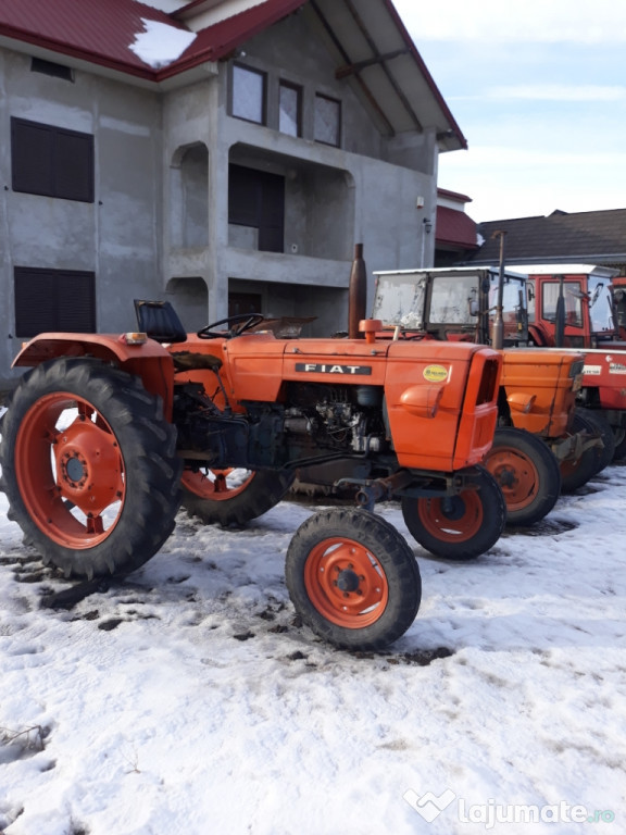 Tractor Fiat 454