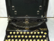Mașină de scris REMINGTON,1928, cu emblema Casei Regale