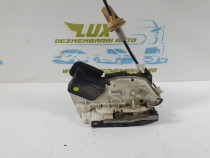 Broasca incuietoare usa dreapta spate 5e0839016-a 5e0839016