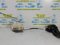 Broasca usa dreapta fata 8j1837016a Volkswagen VW Touareg generatia 2