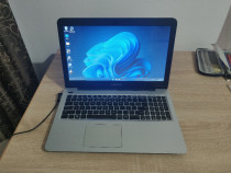 Laptop Asus x556U