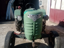 Tractor agricol Alpina