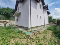 Casa individuala 151mp, 5 camere, curent trifazic teren 580m