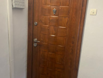 Ușa intrare apartament