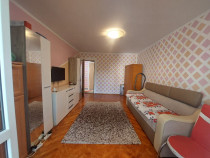 Apartament cu 3 camere, decomandat, Tractorul