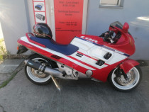 Motocicleta Honda CBR 1000 F