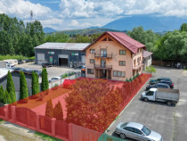 Casă / Vilă cu 10 camere de vânzare în zona Blocuri -...