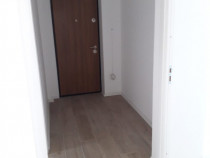 Proprietar apartament 3 cam.dec,2 bai geam,N.Labis,parcare,E-S-V,70+5