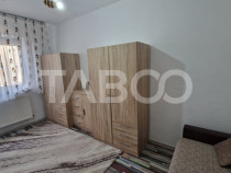 Apartament 2 camere de vanzare etaj intermediar 3 in zona Ra