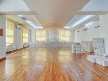 Birou de &icirc;nchiriat &icirc;n clădire de birouri, Brașov, l&acirc;...