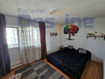 Apartament 3 camere DECOMANDAT etaj INTERMEDIAR la bulevard