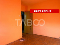 Apartament de vanzare 2 camere decomandate 33 mp zona Stejar
