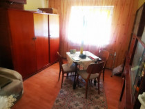 Apartament cu 3 camere, decomandat - Piata Centrala