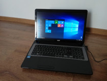 Acer TravelMate 17.3 inch, i3, 8gb ram