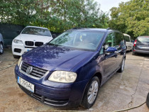 Vw touran 1.6i an 2006 1750e