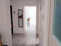 Proprietar, Apartament 3 camere, et.3 dec. Craiter