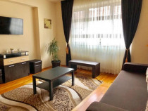 Apartament cu 3 camere-Centru Istoric