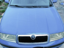 Skoda Octavia tour 19 ALH