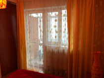 Apartament trei camere, deco, etaj doi, mobilat, langa Bazin