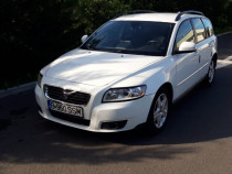 Autoturism Volvo V50