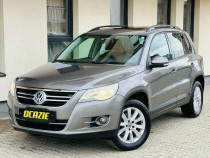 Volkswagen Tiguan 2011 2.0 Benzina 4Motion DSG Track & Style Automat