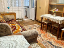 Apartament 3 camere decomandat, parter, zona Calea Lipovei,