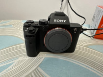 Aparat foto Mirrorless Sony Alpha 7 2 si obiectiv 50mm