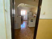 Apartament 2 camere,decomandat,strada Garnitei,Piata Sudului