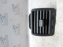 Grila ventilatie stanga Volkswagen Golf 5 2006