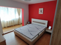 Proprietar, vând apartament cu 3 camere, zona Girocului