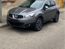 Nissan Qashqai masina