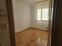 Apartament de 3 camere zona ASTRA,Str Zorilor,