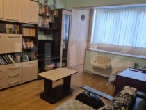 Apartament cu doua camere si garaj zona Dacia