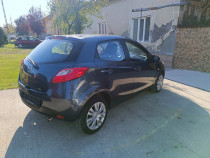 Mazda 2 an 2008 benzina 1.3 klima distribuție lanț