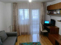 Apartament 3 camere zona Judetean,decomandat,130000 Euro neg