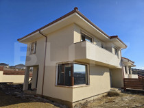 Duplex modern cu vedere panoramică