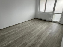 Apartament 2 camere decomandat - zona Sanpetru