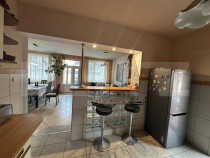 Casa Individuala cu 5 camere, SU=248mp / ST=761 mp, Zona Bla