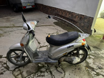 Scuter Piaggio liberty 49