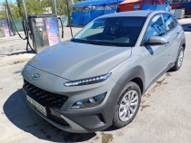 Hyundai Kona masina