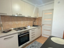 Zona tractorul chirie Apartament 2 camere Coresi Shopping